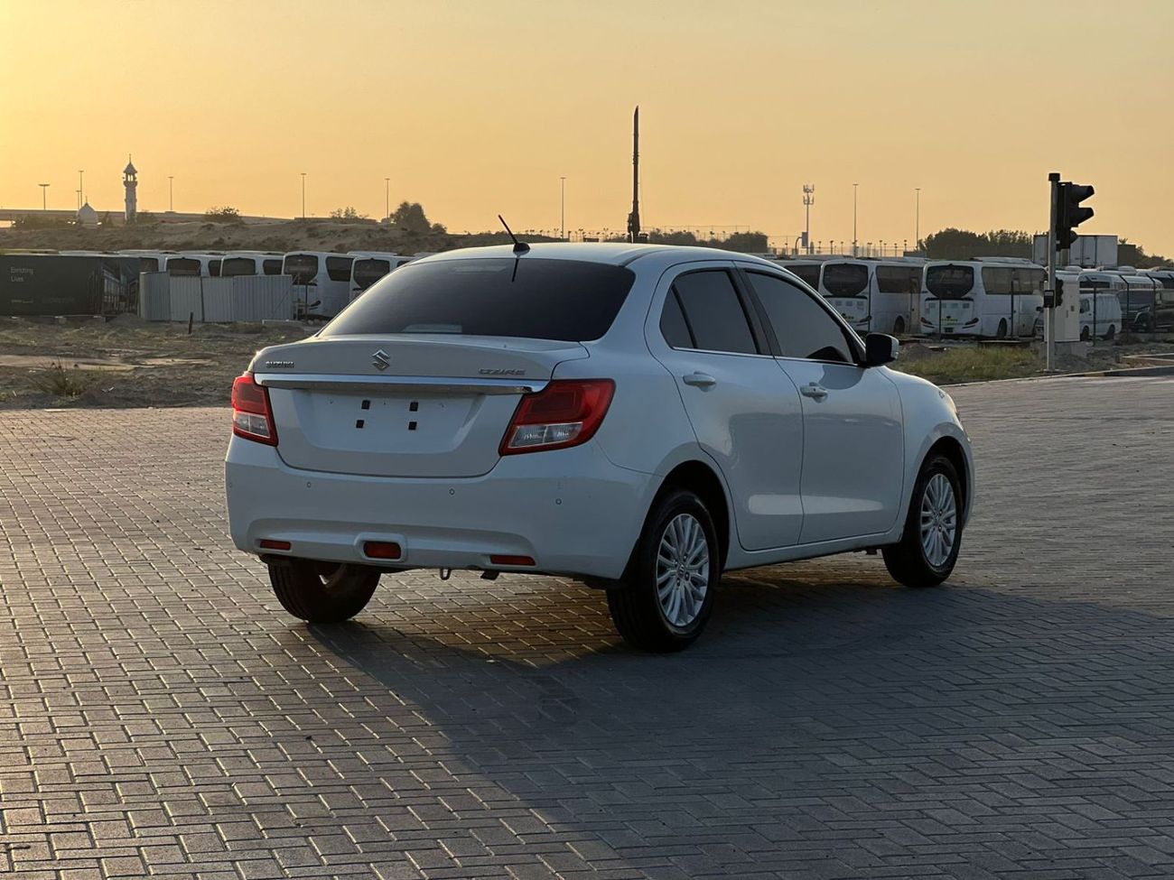 سوزوكي دزاير GL 1.2L