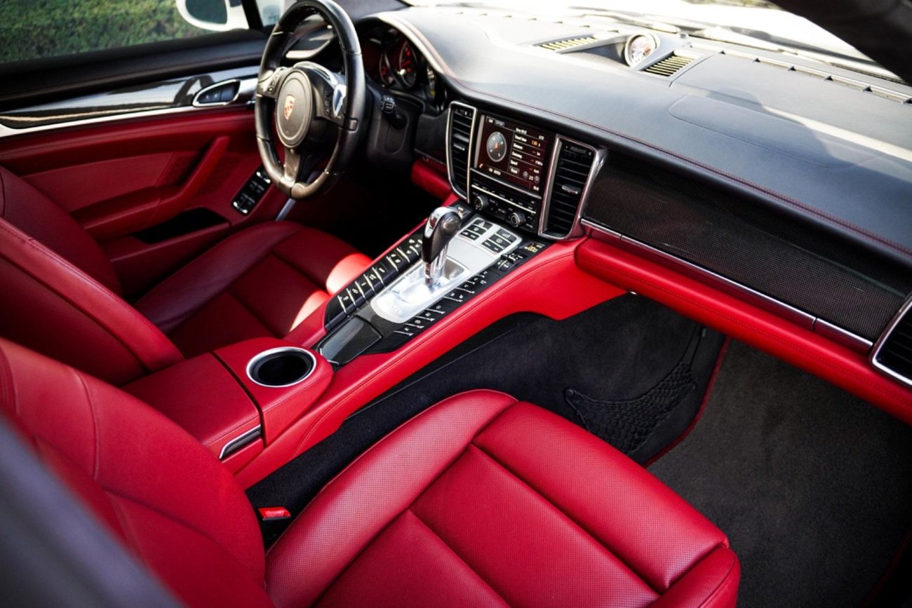 بورش باناميرا Turbo 4.8L (493 HP)