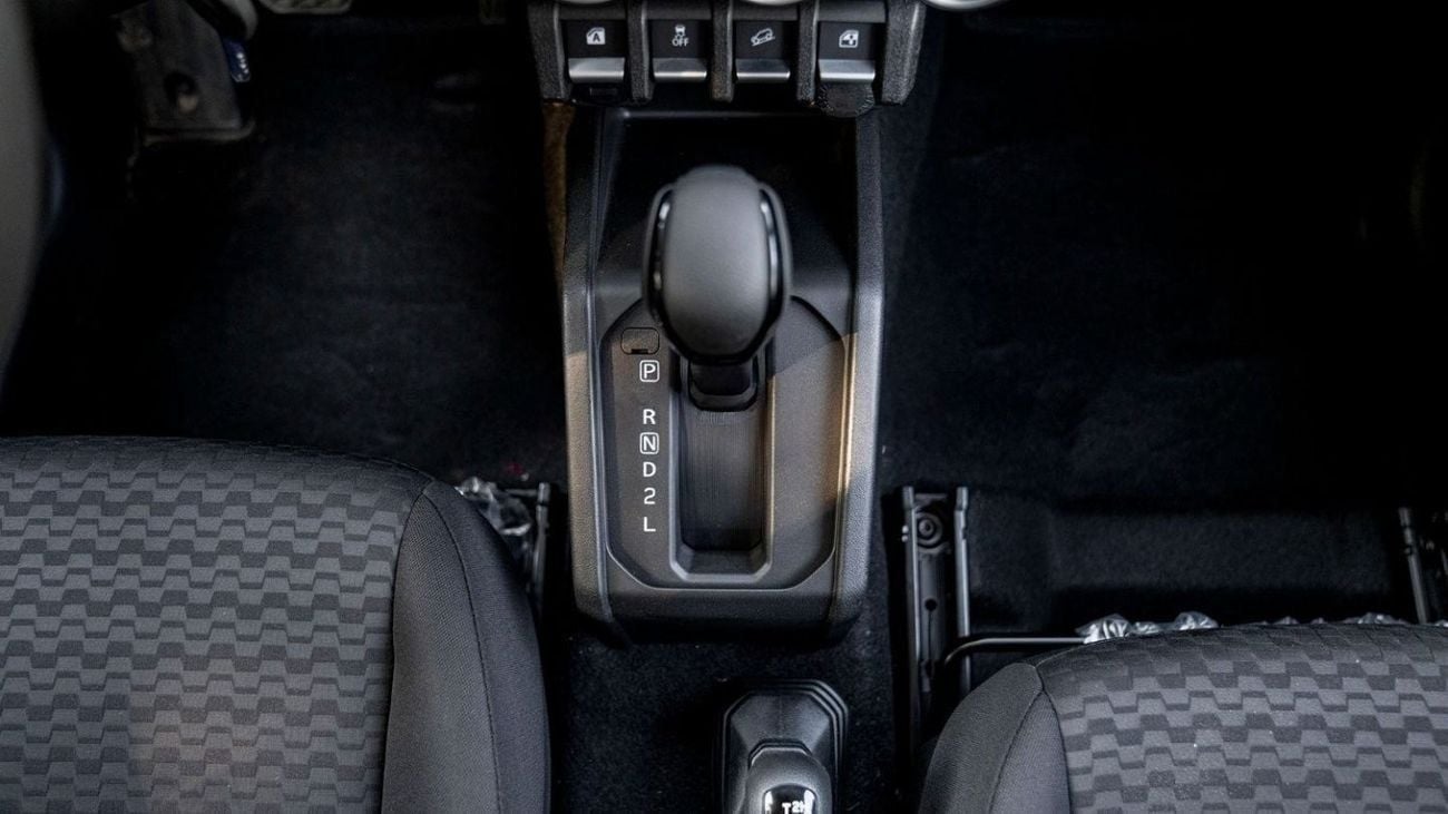 سوزوكي جيمني GLX 1.5L (5-Doors)
