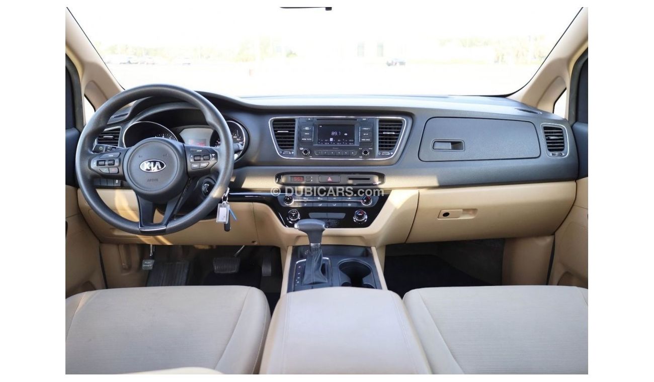 Kia Carnival | Grand Carnival | 8 Seater | 6 CYL | Excellent Condition | GCC Specs