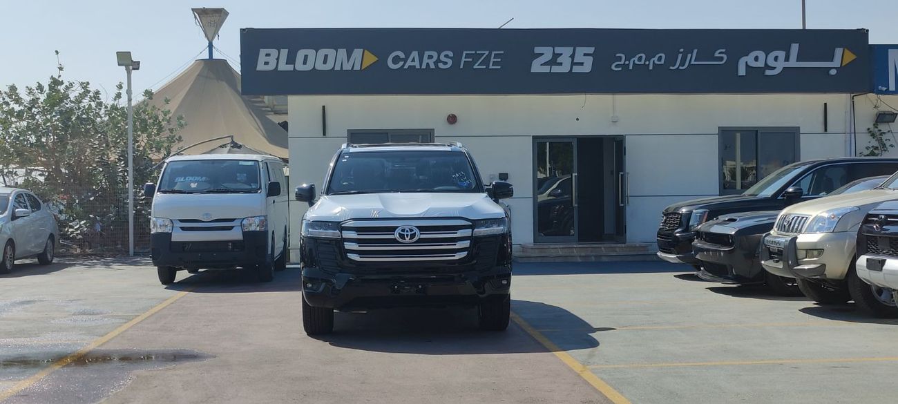 Toyota Land Cruiser Landcruiser 4.0Ltr GXR BLACK-BLACK INTERIOR