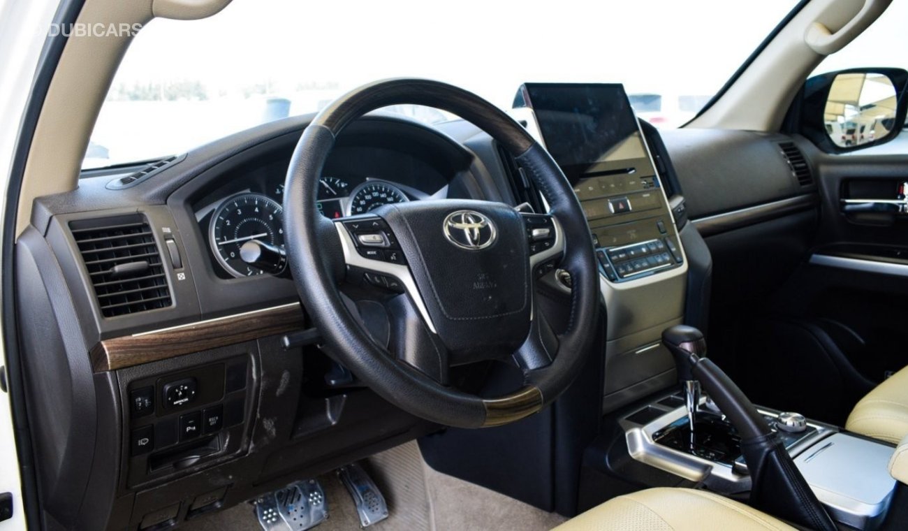 Toyota Land Cruiser GXR V6  With 2020 Body Kit Of VXR V8 5.7