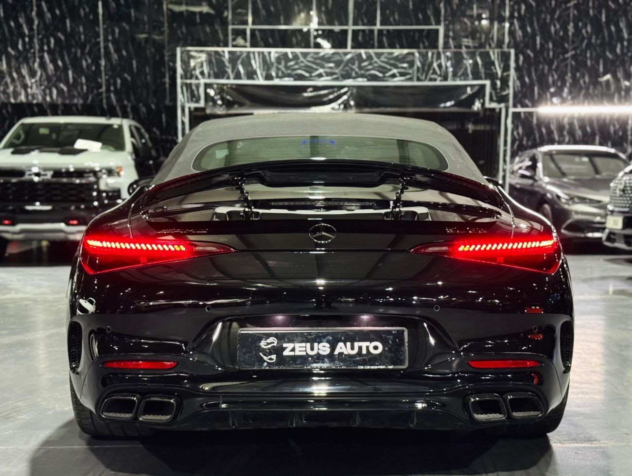 مرسيدس بنز SL 63 AMG AMG 4MATIC+ Roadster Night Package 2023 Mercedes Benz SL63, Warranty, Very Low Kms, 577HP