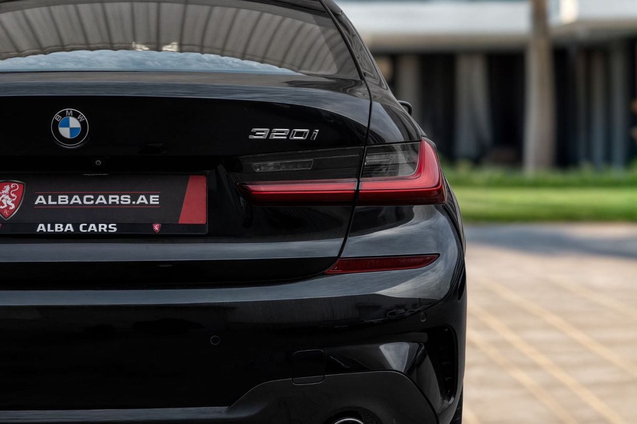 BMW 320i 320i M-Sport | 1,821 P.M | 0% Downpayment | Full Agency History!