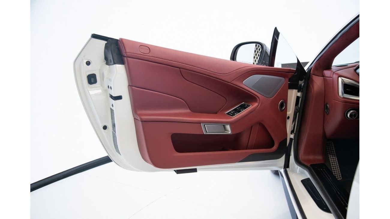 Aston Martin Vanquish Std Aston Martin Vanquish