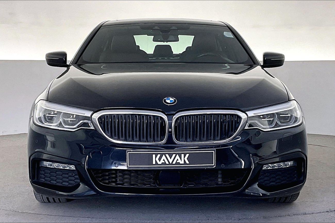 بي أم دبليو 530i Luxury + M Sport Package | شامل الضمان | 0 ﺪﻔﻋﺓ ﺃﻮﻟﻯ