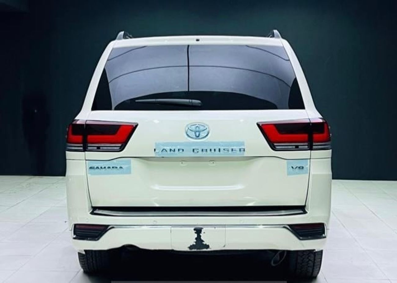 تويوتا لاند كروزر Sahara 2016 Model RHD Diesel Engine Full Option Facelift to LC300 2024 Very Clean And Perfect