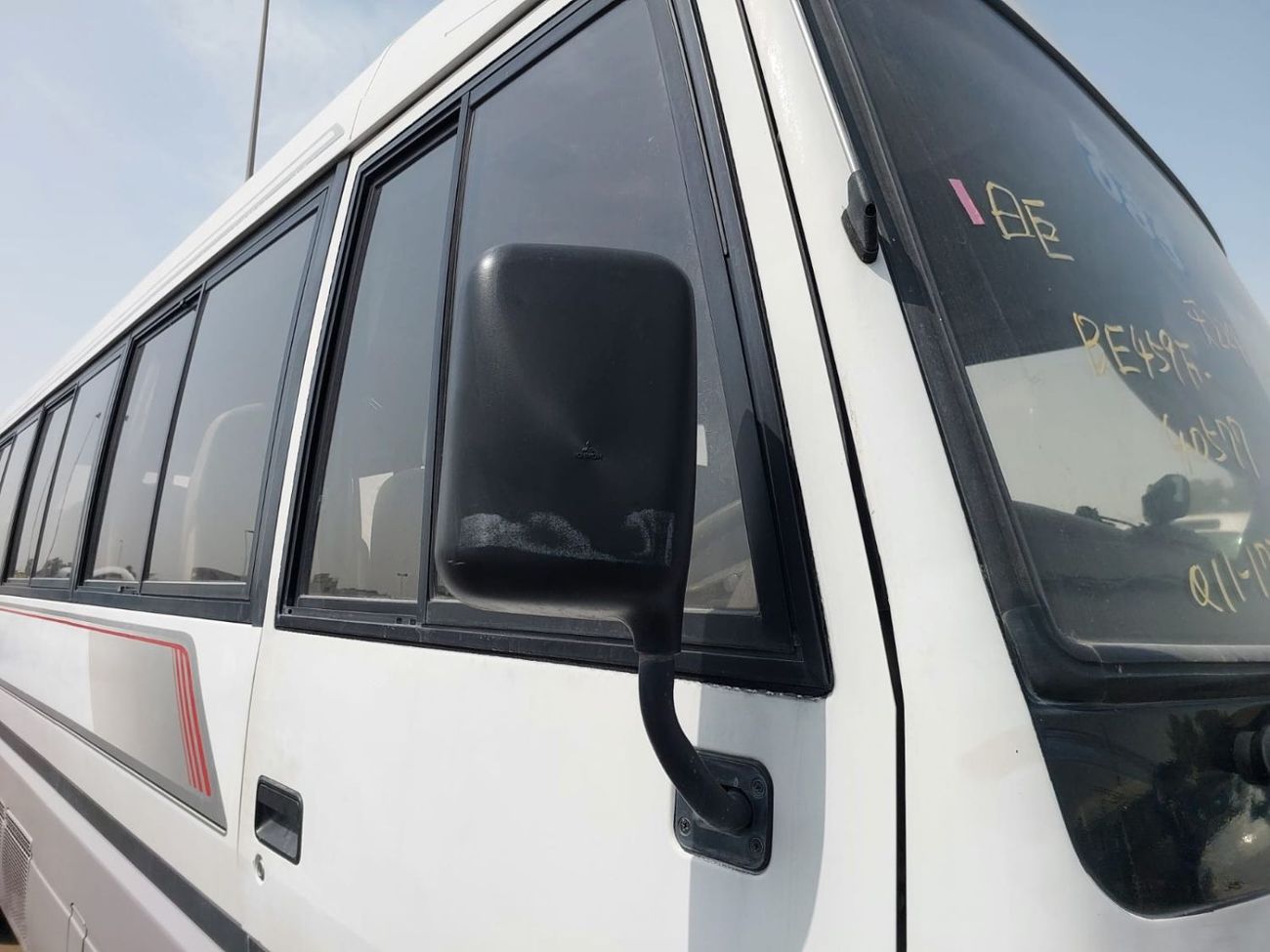 Mitsubishi Rosa (RAMADAN OFFER) MITSUBISHI ROSA BUS RHD 1996 MODEL 3.9 L DIESEL MANUAL(PM40577)