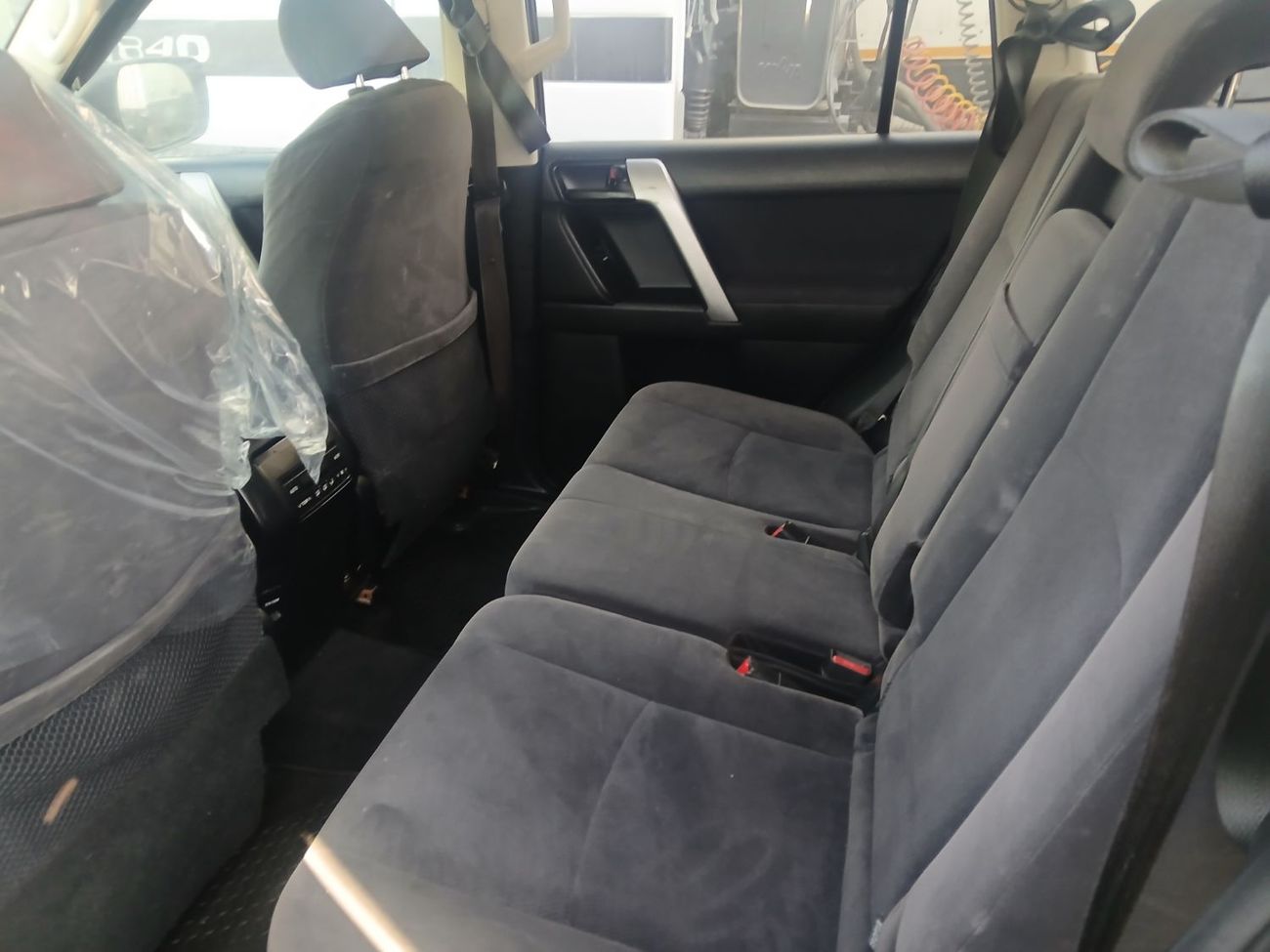 Toyota Prado Toyota prado 2014Model 3.0L v4 Diesel Engine Colour Black Transmission Automatic Interior.Black push