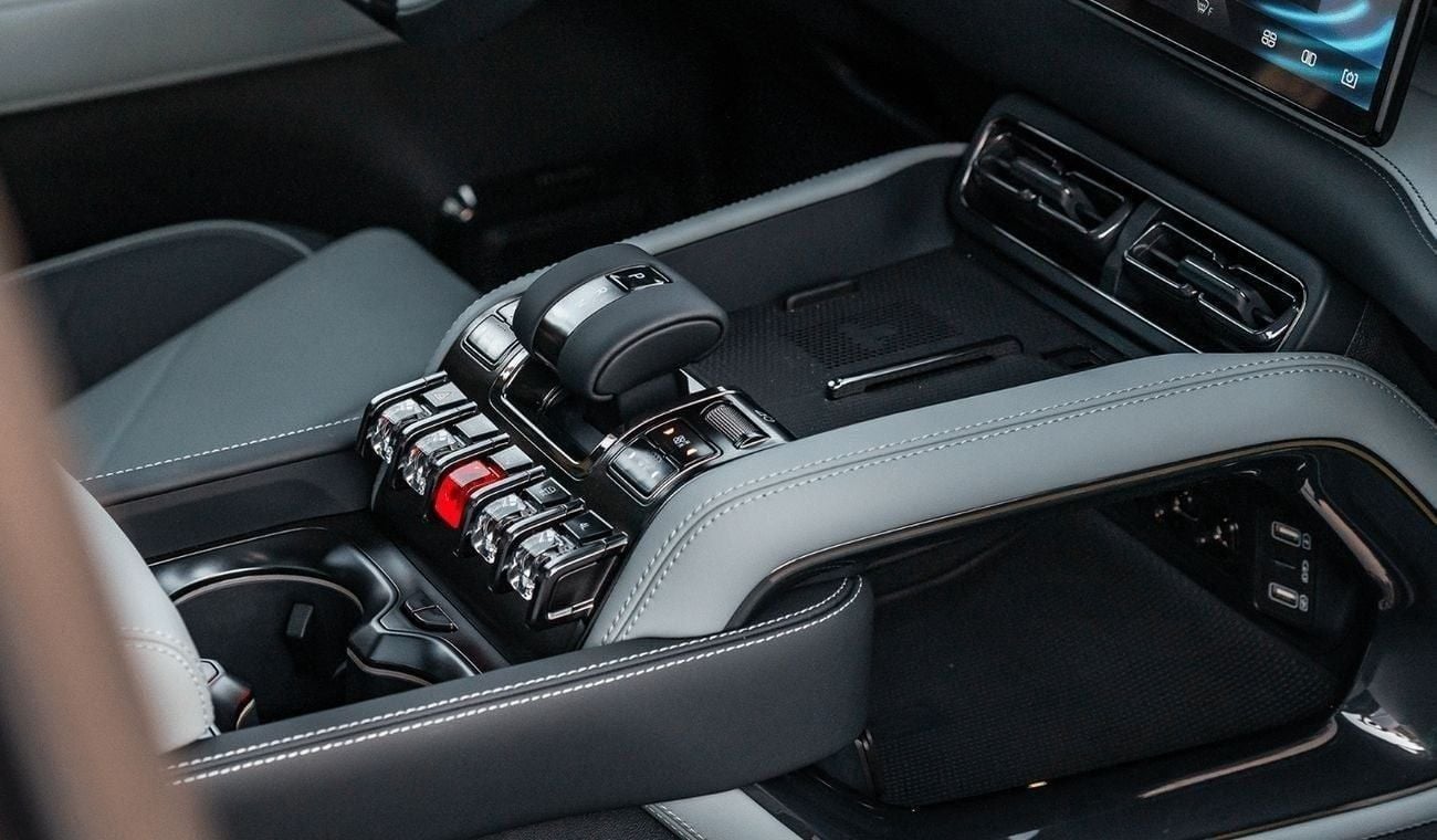 BYD Leopard 5 2024 | LEOPARD 5 HYBRID NAVIGATION VERSION + HUB PACK