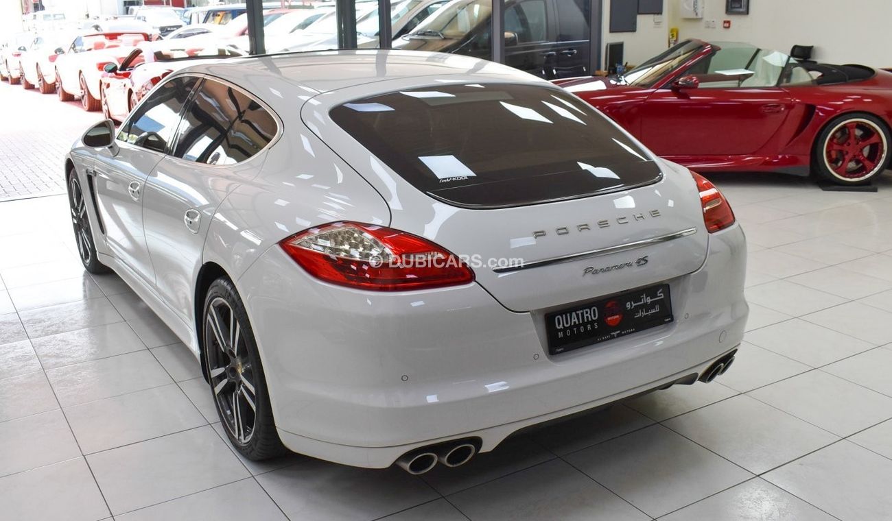 Porsche Panamera 4.8 V8