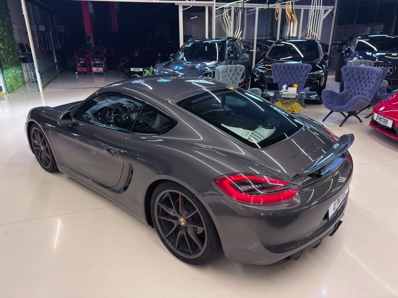 بورش كايمان GTS