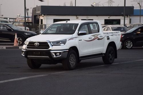 Toyota Hilux SR5 GCC 2.7L (4x4) Petrol