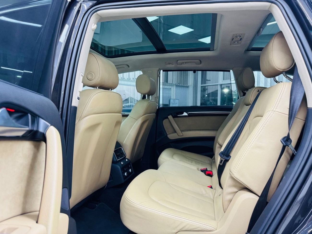 Audi Q7 GCC .. S line .. Full Options .. Perfect Condition .