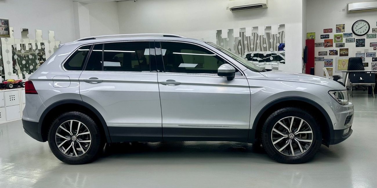 Volkswagen Tiguan SE