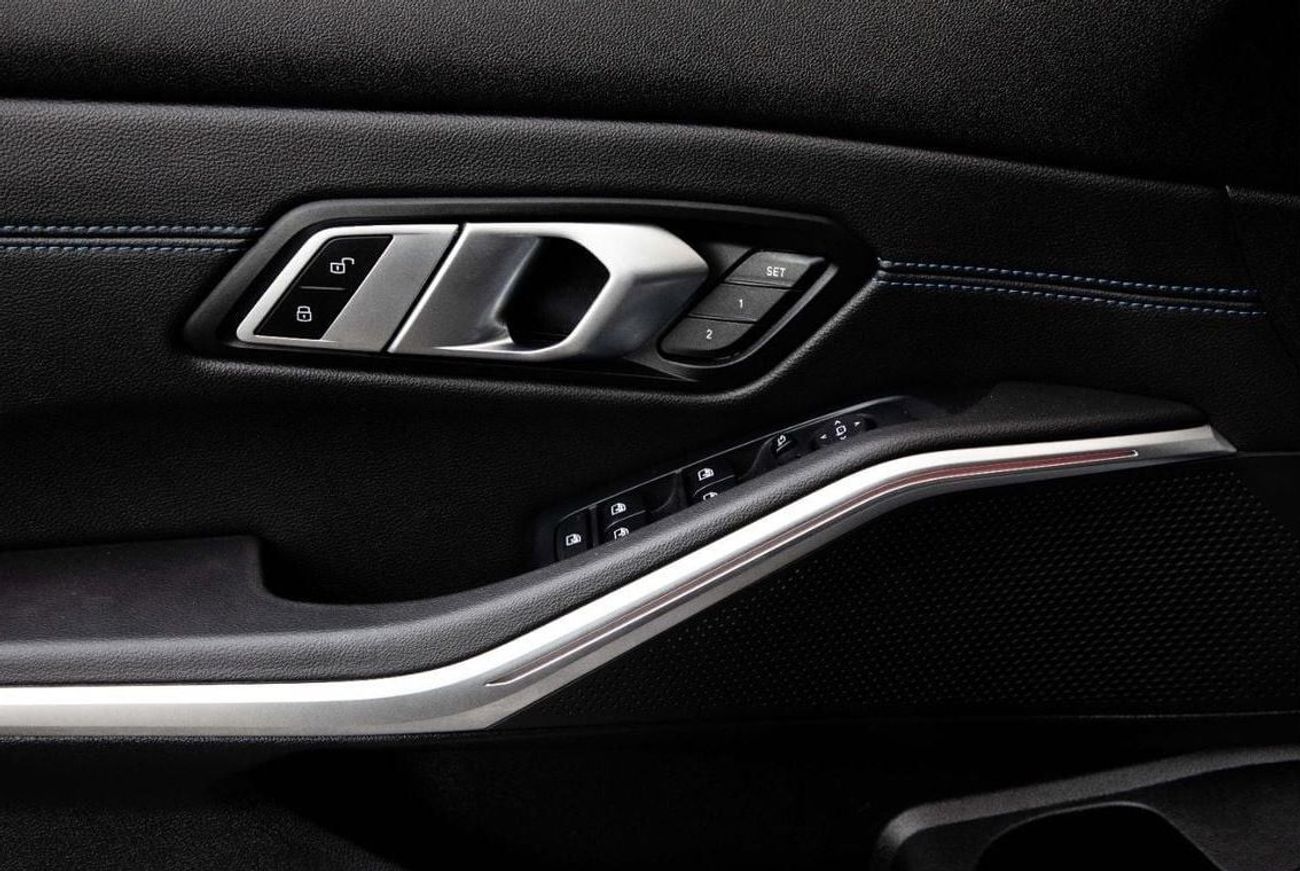 BMW 330i M-Sport | 3,133 P.M  | 0% Downpayment | Alcantara Seats!