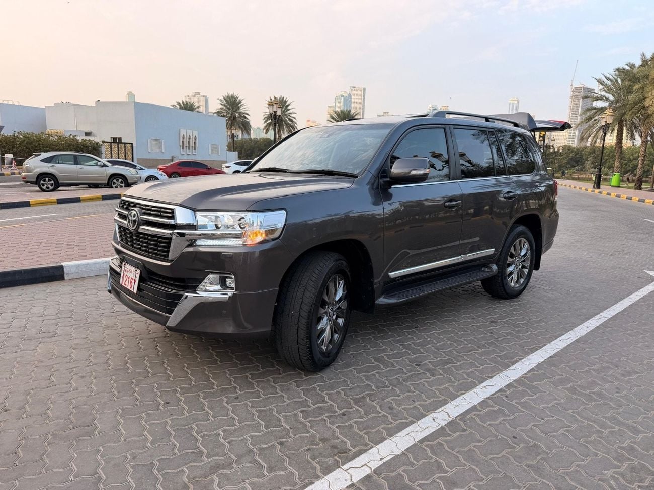 Toyota Land Cruiser Sahara Full Option Exported from Australia