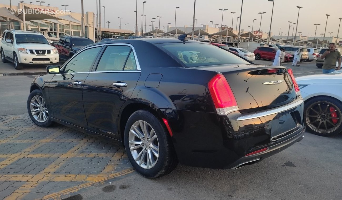 Chrysler 300C بلس