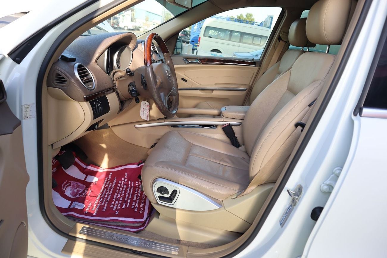 مرسيدس بنز GL 450 Mercedes-Benz GL 450 4.7L GCC FULL OPTION