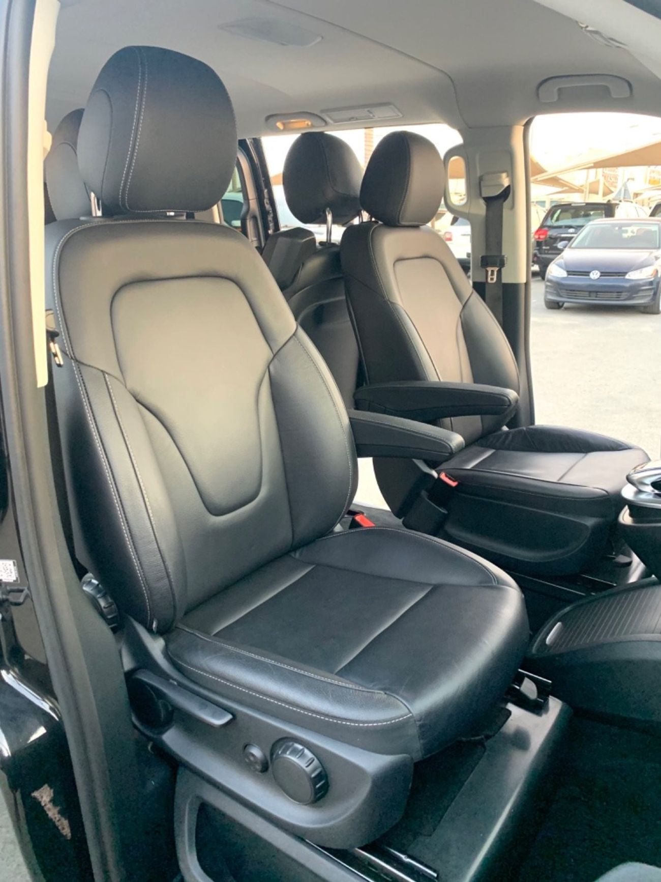 مرسيدس بنز V 300