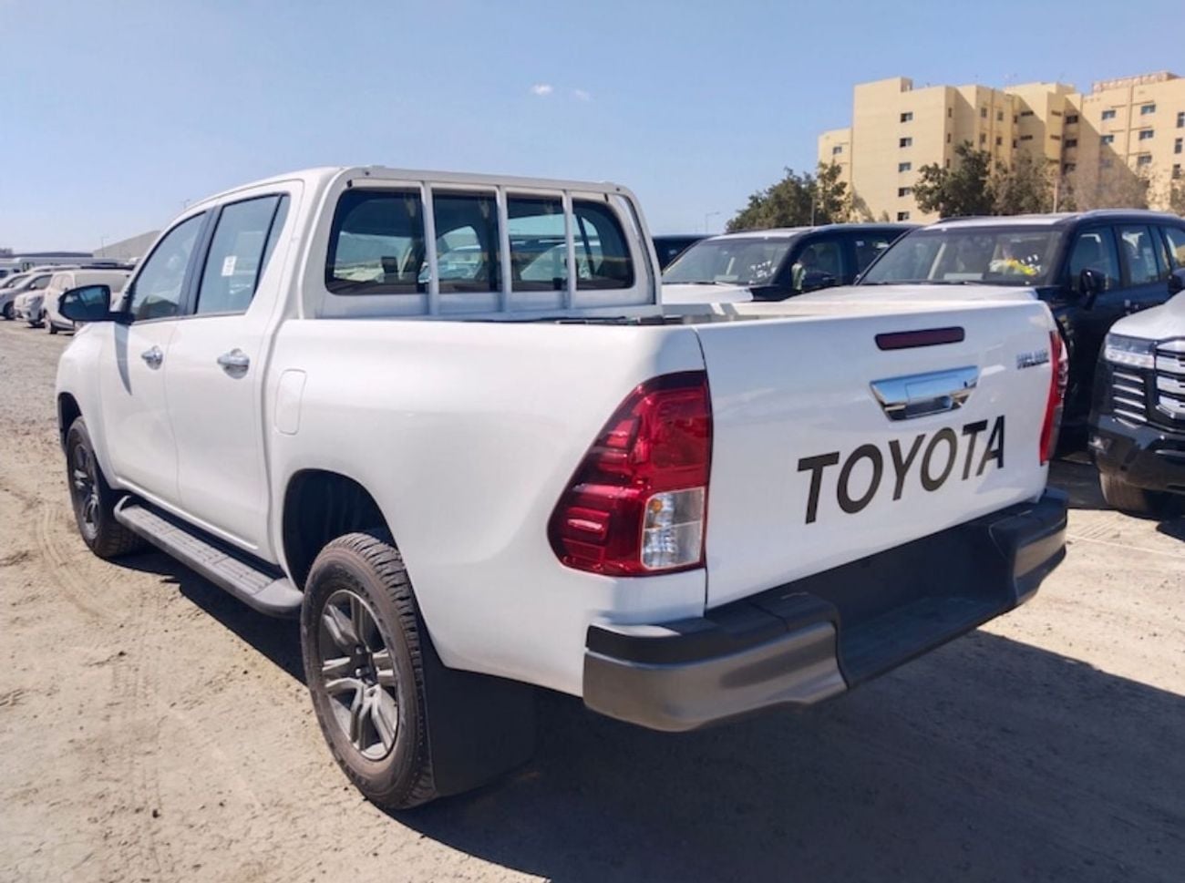 Toyota Hilux TOYOTA HILUX DOUBLE CAB ACTIVE DIESEL 2.4L G4