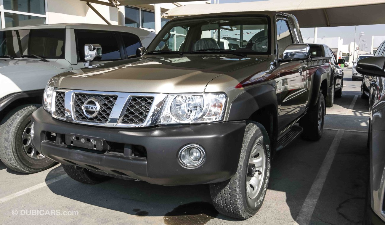 Nissan Patrol Pickup SGL 4X4