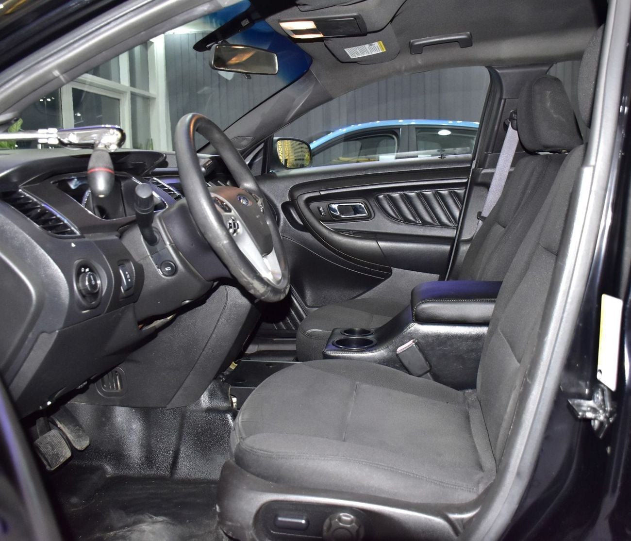 Ford Taurus SE EXCELLENT DEAL for our Ford Taurus ( 2015 Model ) in Black Color American Specs
