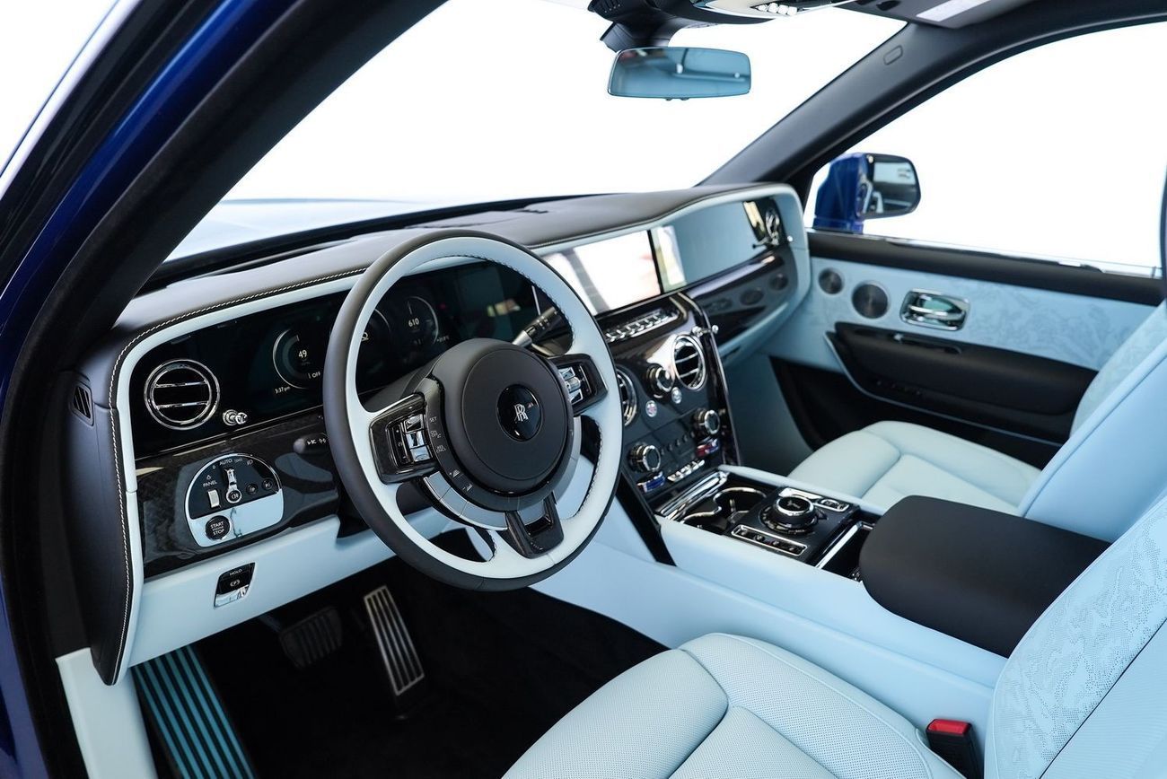 Rolls-Royce Cullinan Rolls Royce Cullinan Black Badge Series 2