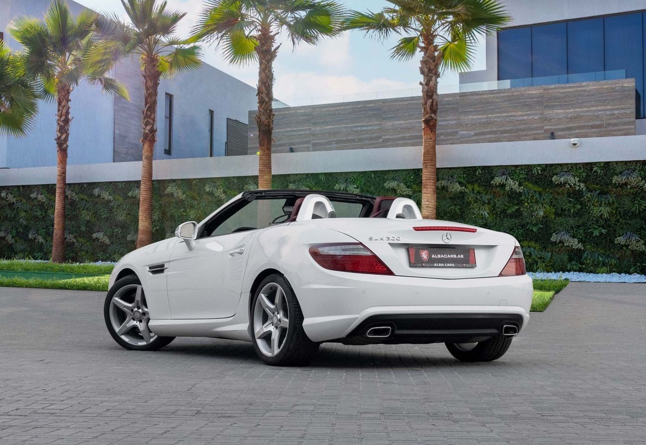 Mercedes-Benz SLK 200 200 | 2,019 P.M (4 Years)⁣ | 0% Downpayment | Pristine Condition!