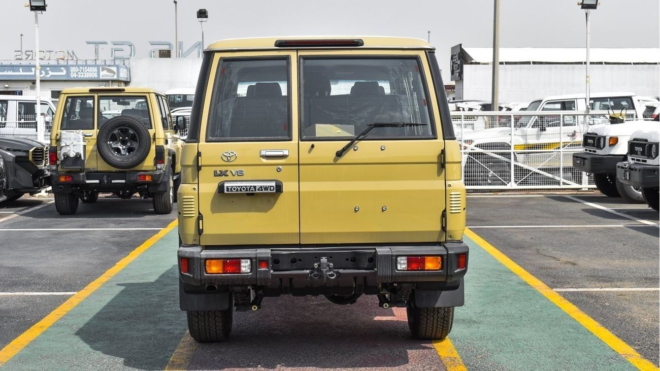 Toyota Land Cruiser 70 4.0L V6 Petrol