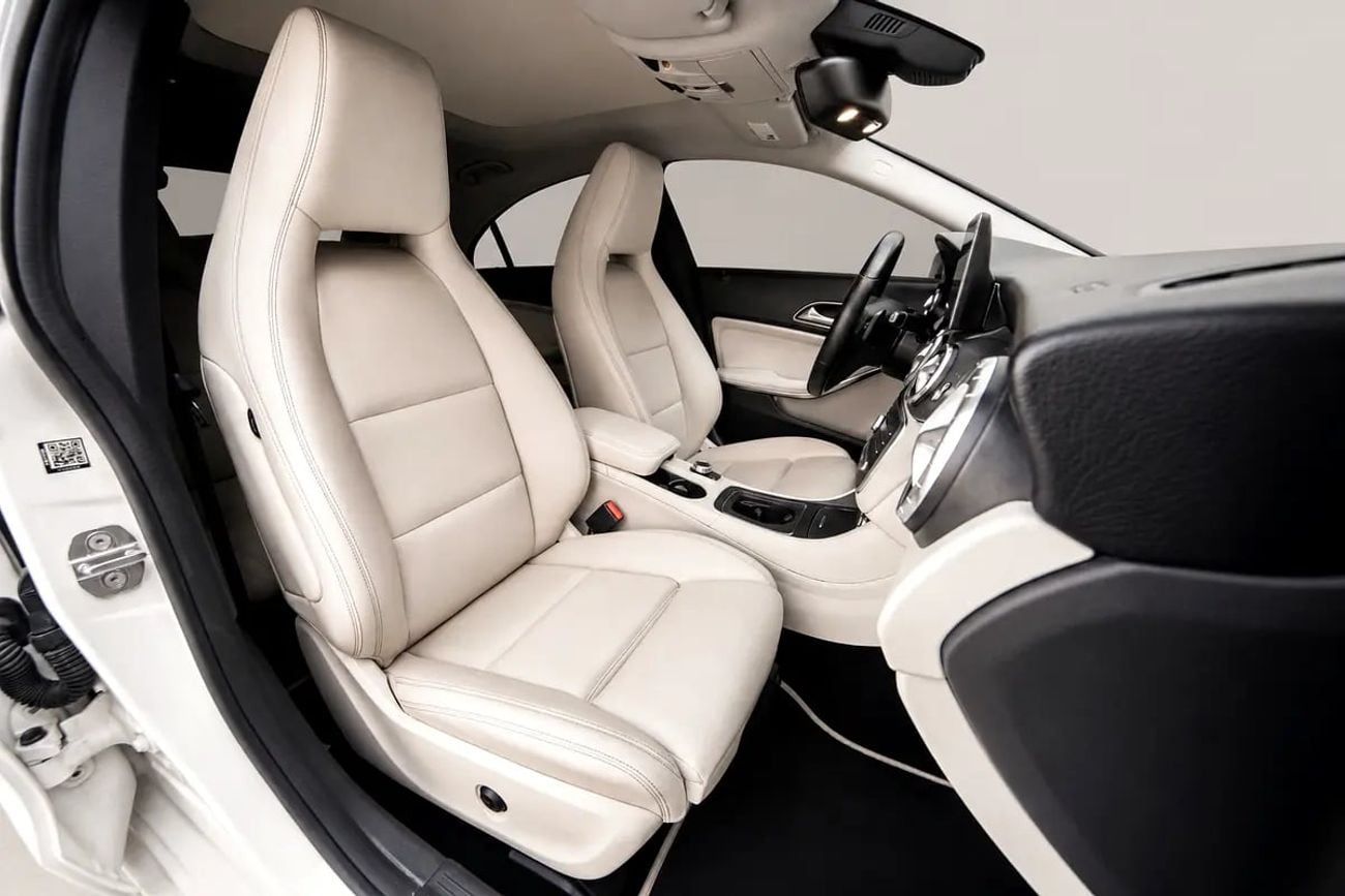 Mercedes Benz CLA250 CLA 250 - Premium Features - US Specs