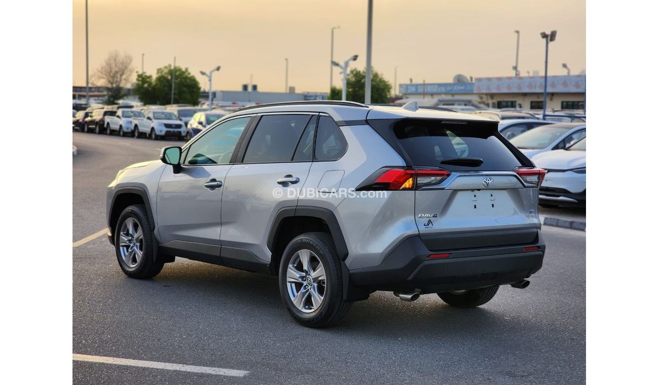 Toyota RAV4 TOYOTA RAV4 XLE FULL OPTIONS 2022 MODEL