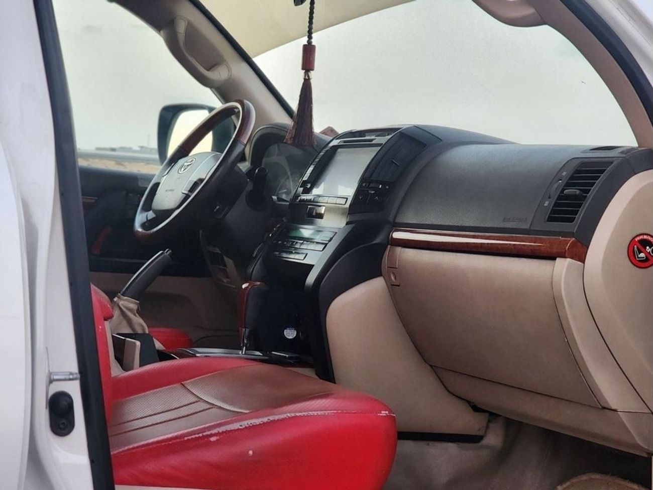 تويوتا لاند كروزر GX.R V6