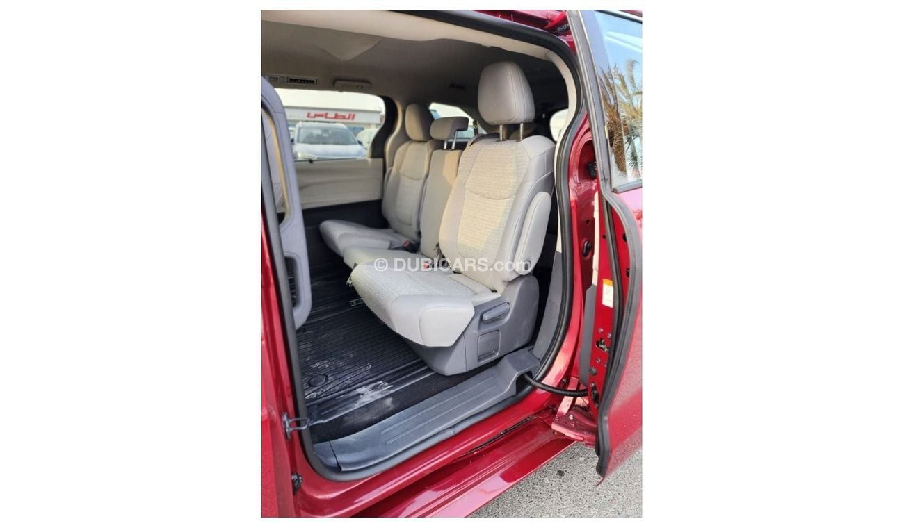 تويوتا سيينا