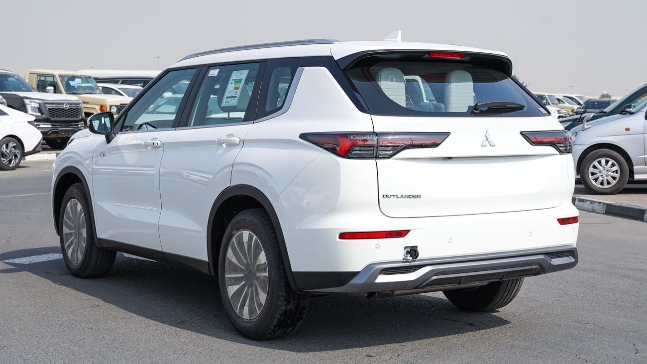 Mitsubishi Outlander Brand New 2026 Mitsubishi Outlander (GO3+) High Line  2.5L | 4-Cylinder | SUV | GCC Specs | 2WD | Ex