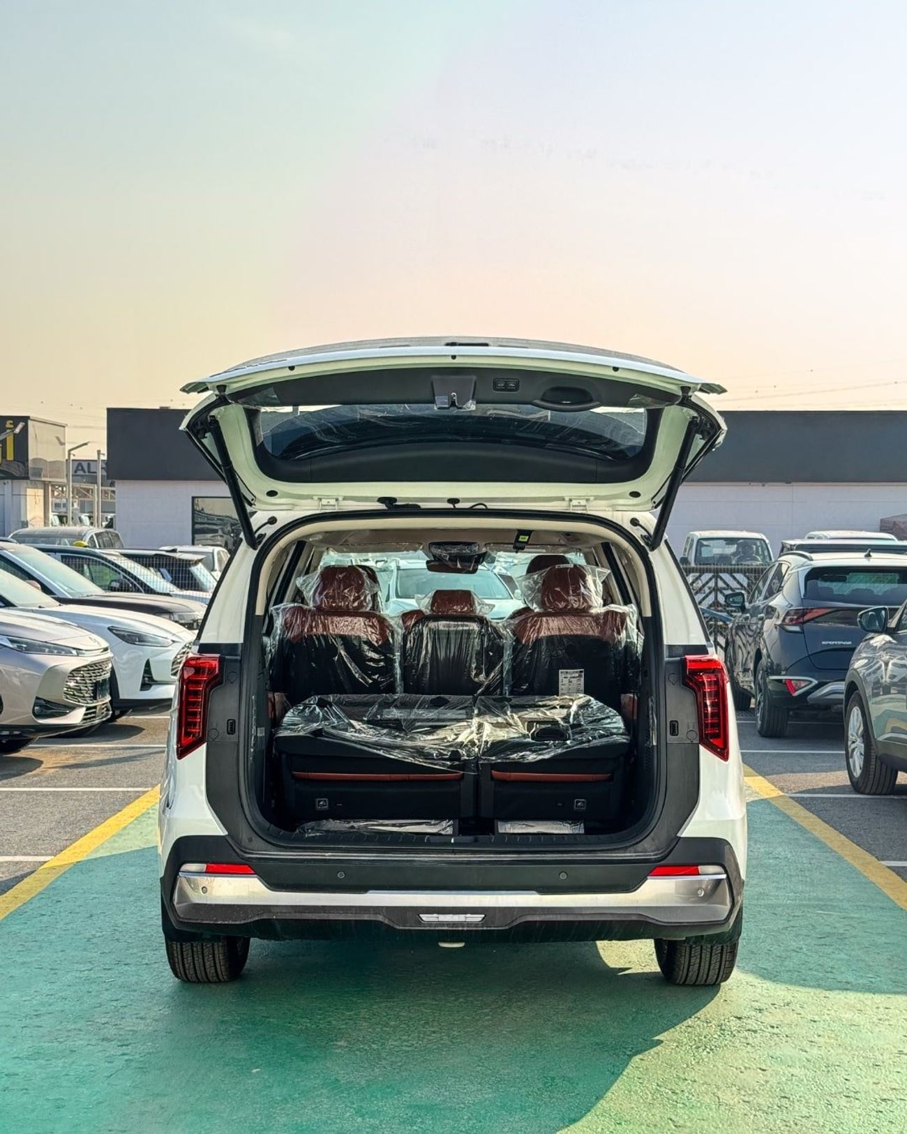 كيا كارنيفال KIA CARNIVAL 3.5L SUPREEM - GCC specs 2026 MODEL