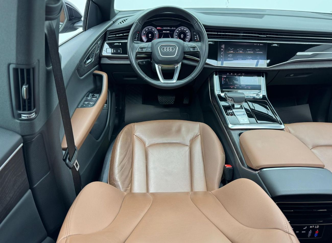 Audi Q8 55 TFSI quattro S-Line 3.0L (340 HP) 2019 Audi Q8 55 TFSI quattro S Line, 2027 Warranty + Service Co