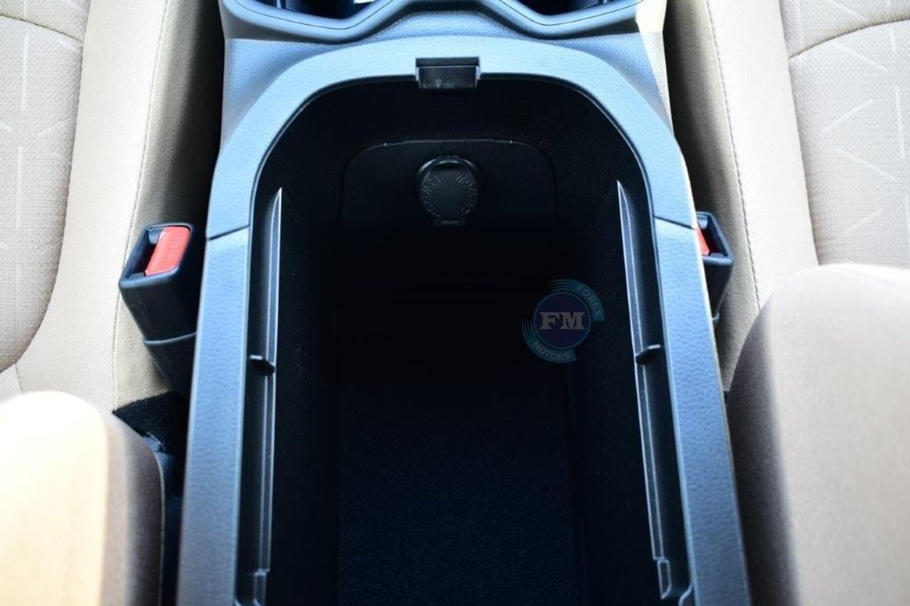 تويوتا راف ٤ XLE 2.0L Petrol Automatic