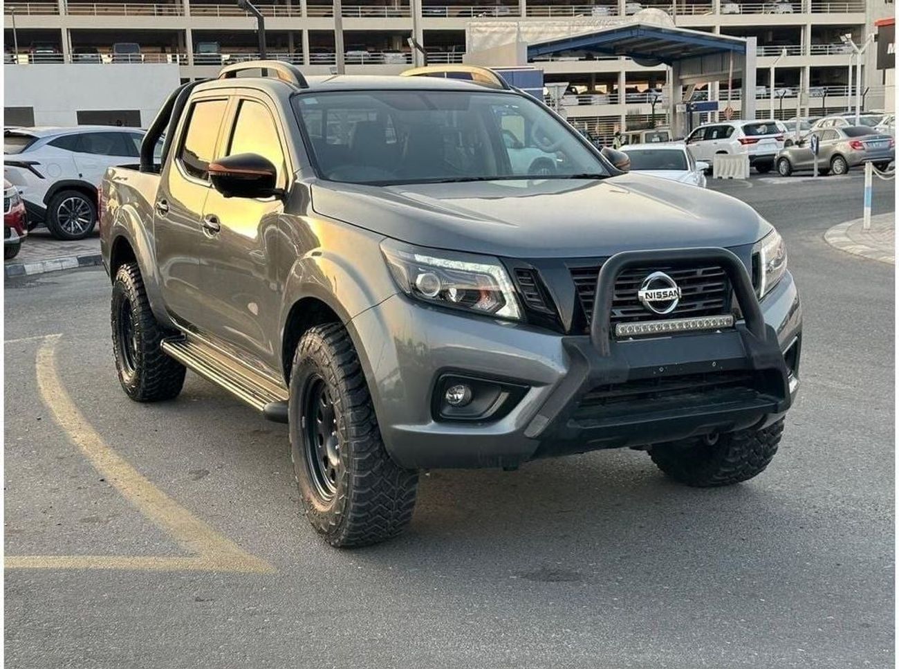 نيسان نافارا DIESEL 2.3 LITER ,RIGHT HAND DRIVE ,2019 MODEL ,ONLY FOR EXPORT