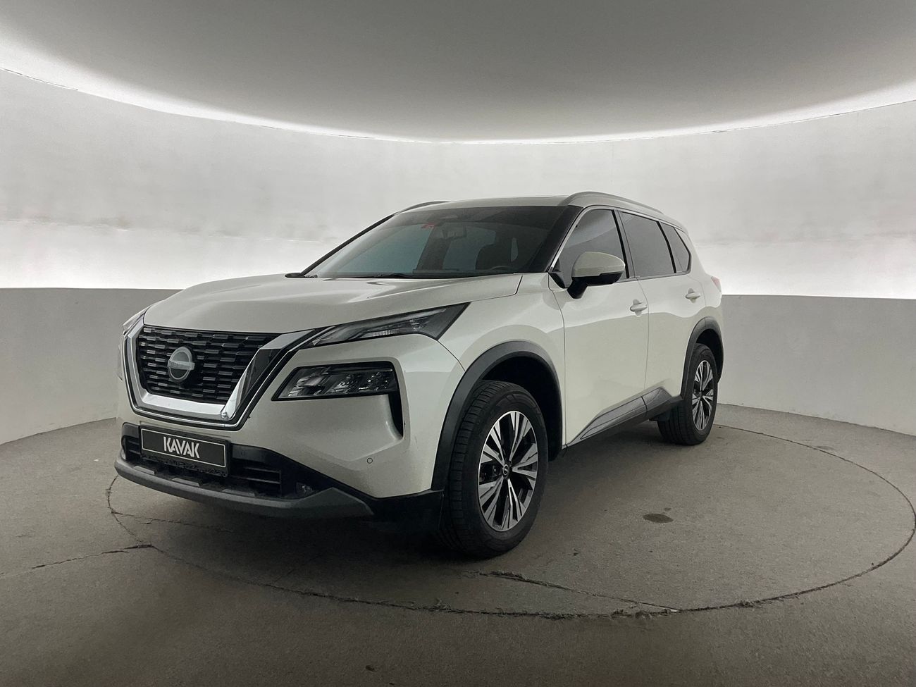 نيسان إكس تريل SV4 | National Day Celebration | شامل الضمان | 0 ﺪﻔﻋﺓ ﺃﻮﻟﻯ