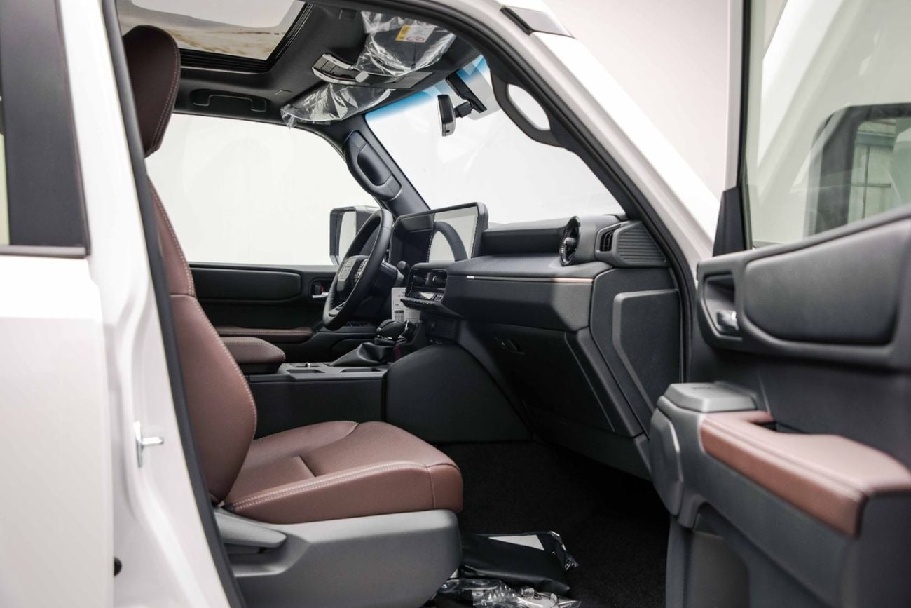 Toyota Prado ADVENTURE 2.8L - PLATINUM WHITE INSIDE DK CHESTNUT | EXPORT ONLY