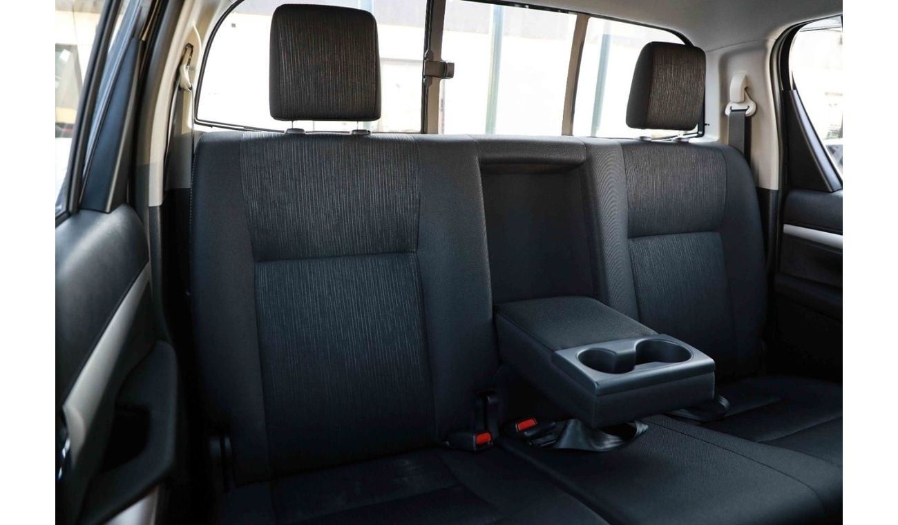 Toyota Hilux 2.7L HI - PLATINUM WHITE PEARL inside BLACK | Export Only