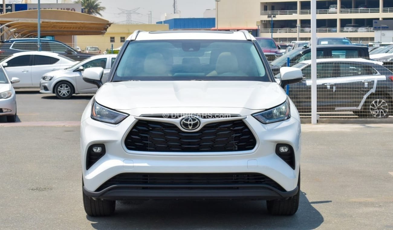Toyota Highlander XLE AWD. Local Registration +10%