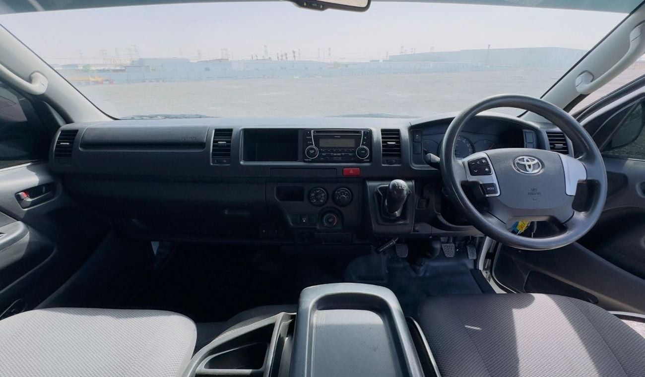 Toyota Hiace EXCELLENT CONDITION | NUDGE BAR | RHD | 2017 | 3.0L DIESEL ENGINE | MANUAL TRANMISSION | 14 SEATERS