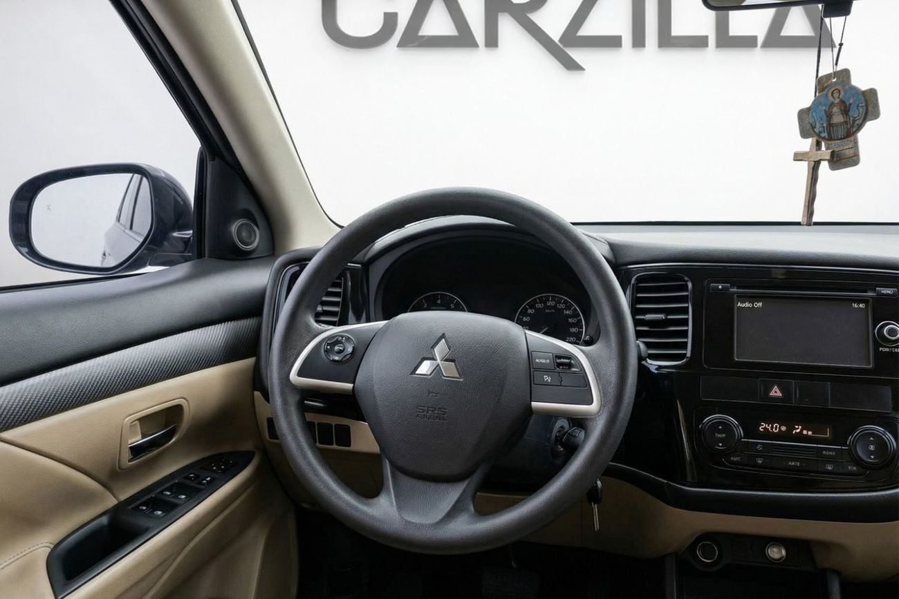 Mitsubishi Outlander GLX 2.4L Mitsubishi Outlander GLX 2016 l GCC Specs