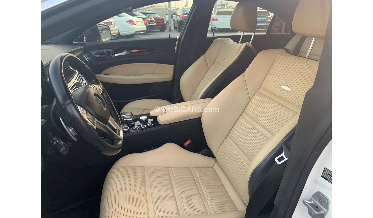 Mercedes-Benz CLS 63 AMG Mercedes CLS 63 AMG_2012_Exccellend_Condihicn