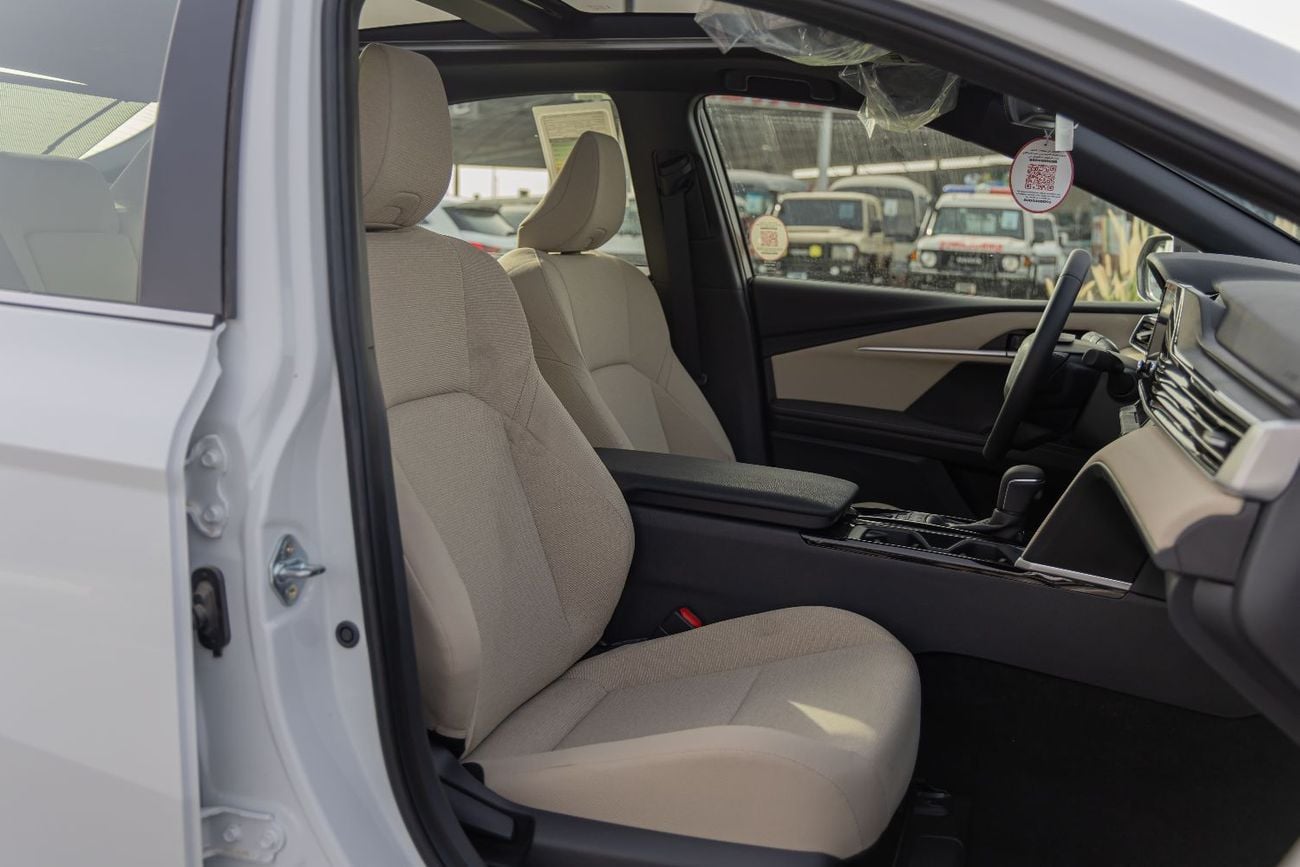 Toyota Camry Toyota Camry LE 2.5 L | Hybrid | White | Panoramic Sunroof | Electric Chair | 2026 GCC Specs