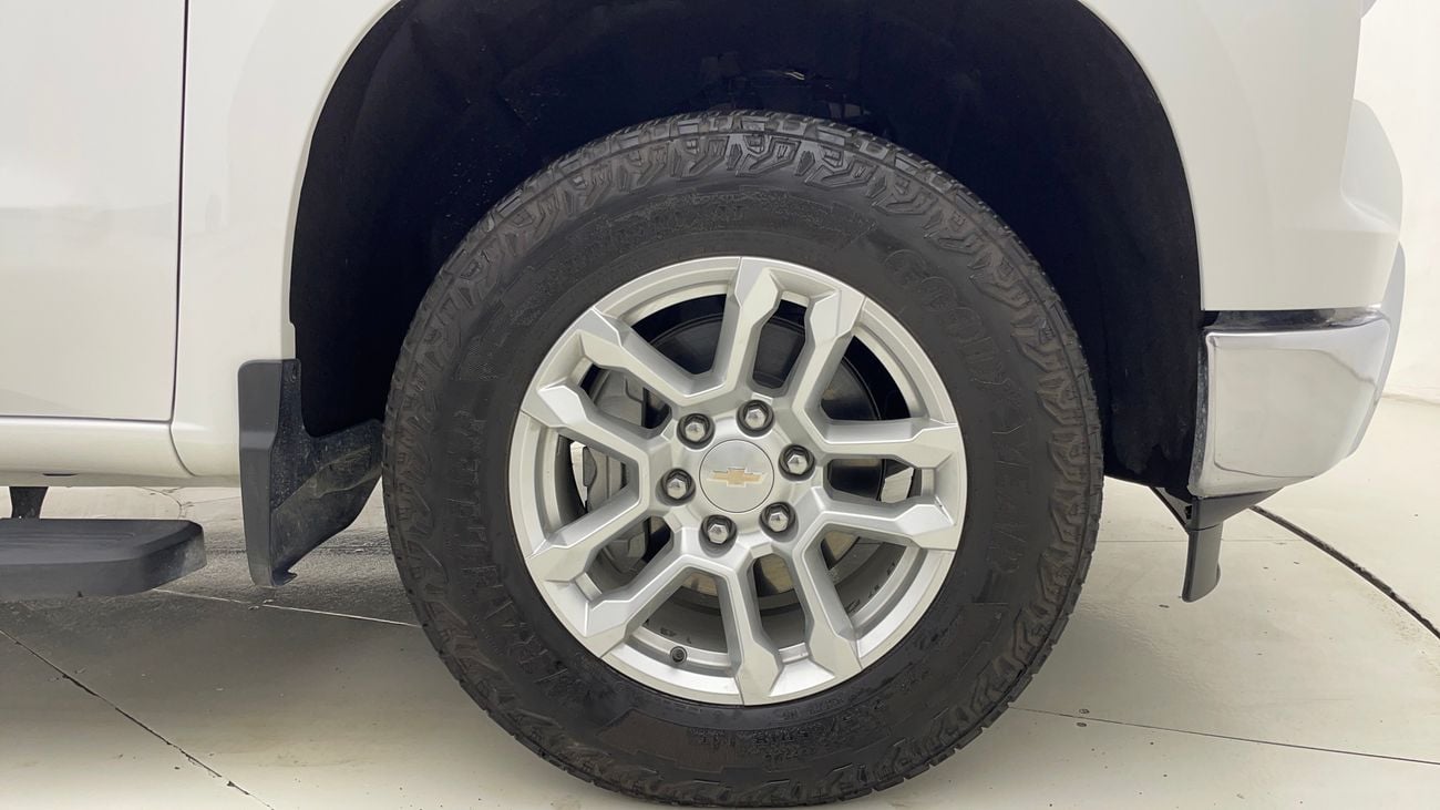 شيفروليه سيلفارادو 2024 LT | AED 2431/Month | 20% DP | 30 Day Return | Warranty