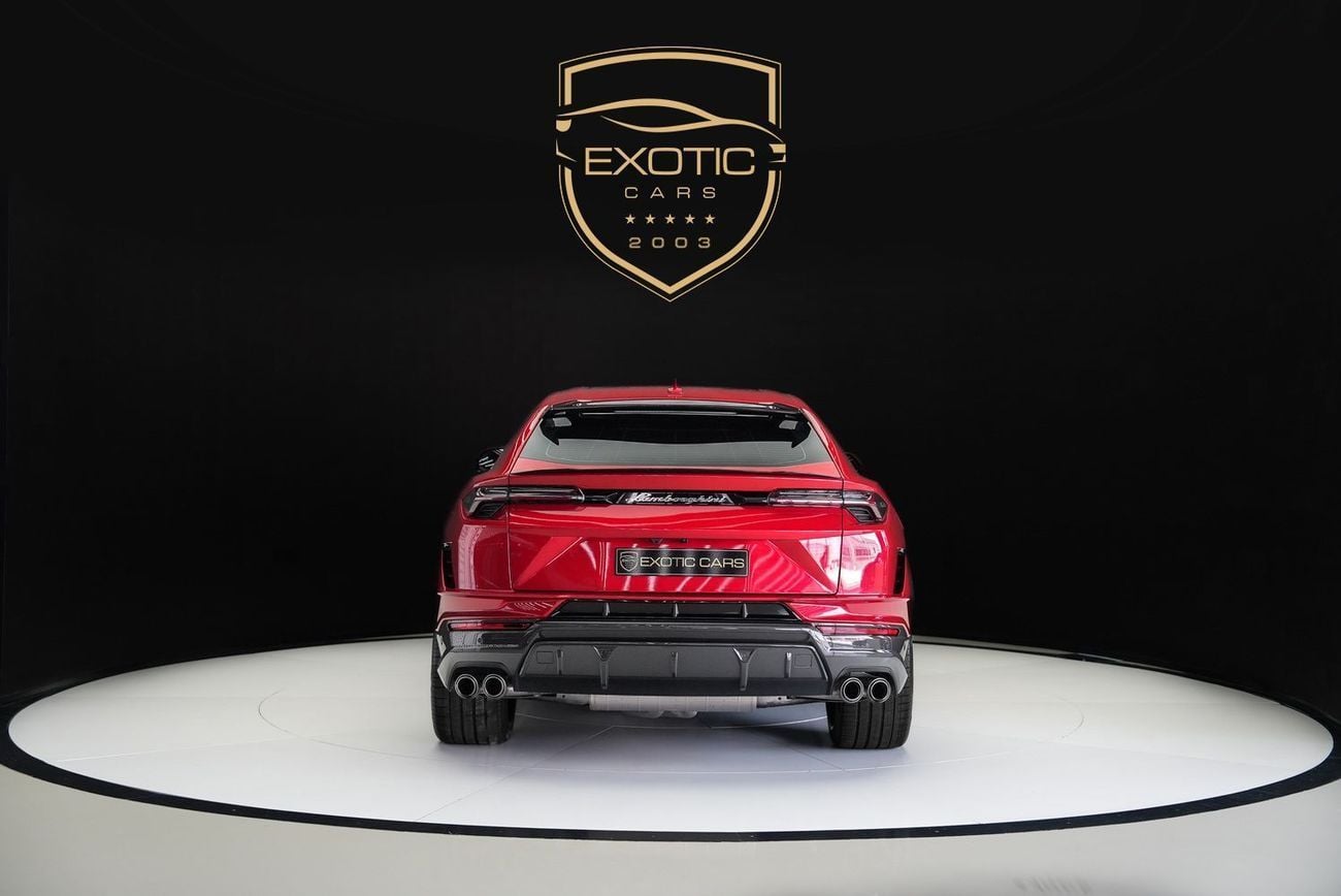 لامبورغيني اوروس 4.0T V8 Performante