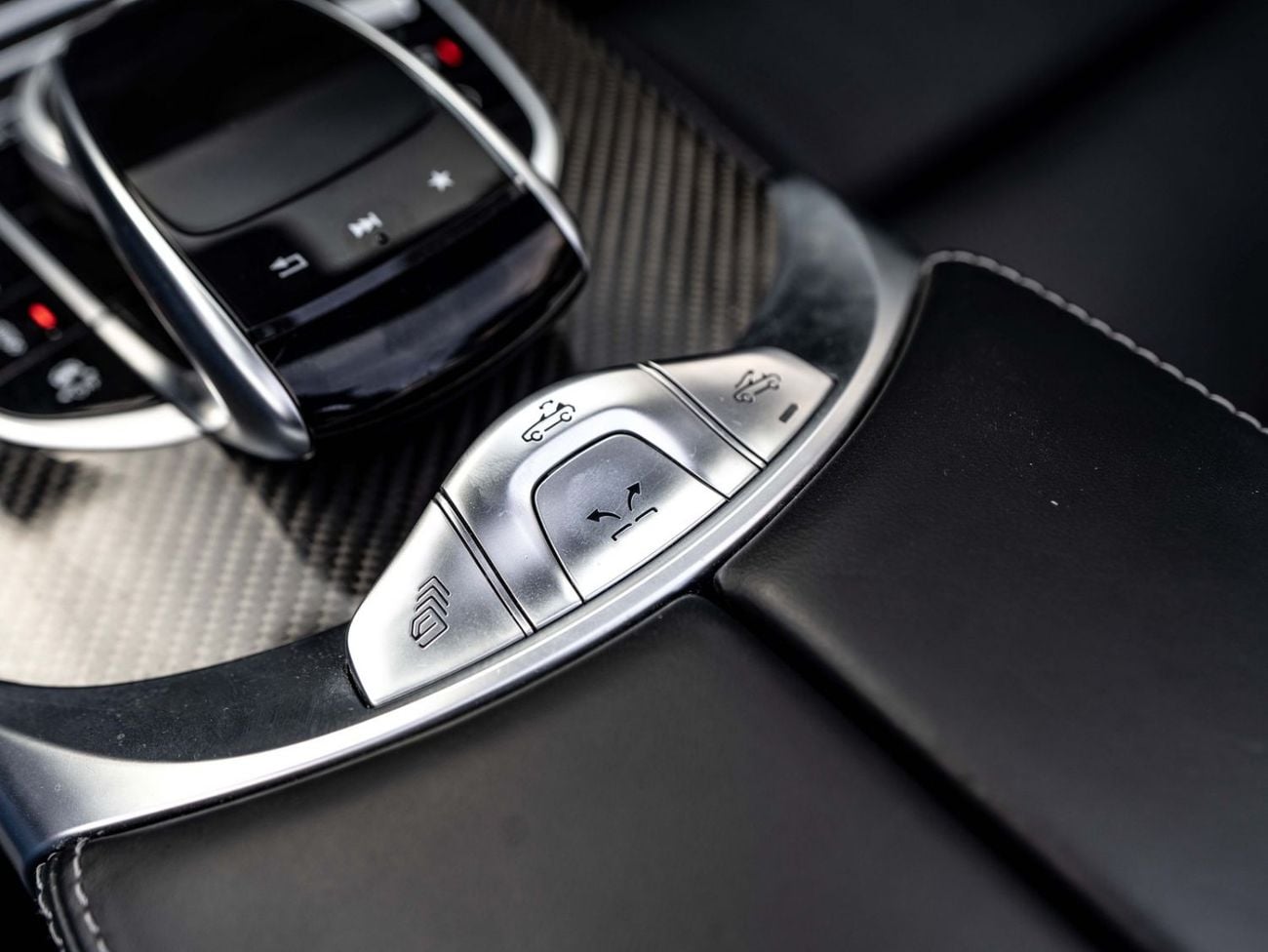 Mercedes Benz C63 AMG